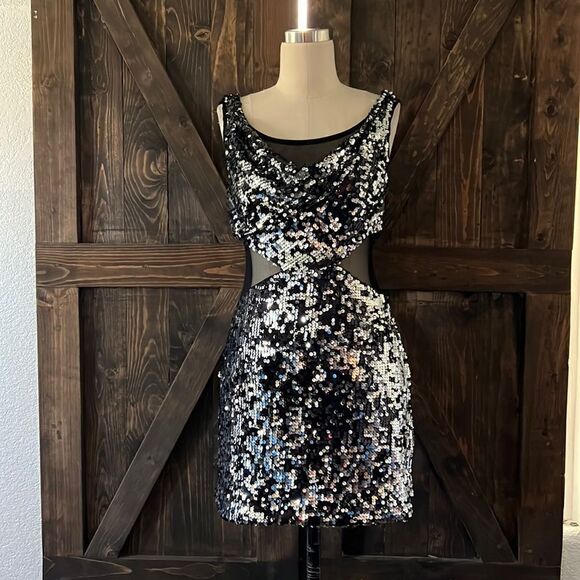 Masquerade sequin cut out mesh cocktail party mini dress Sz-3/4 - Picture 1 of 9